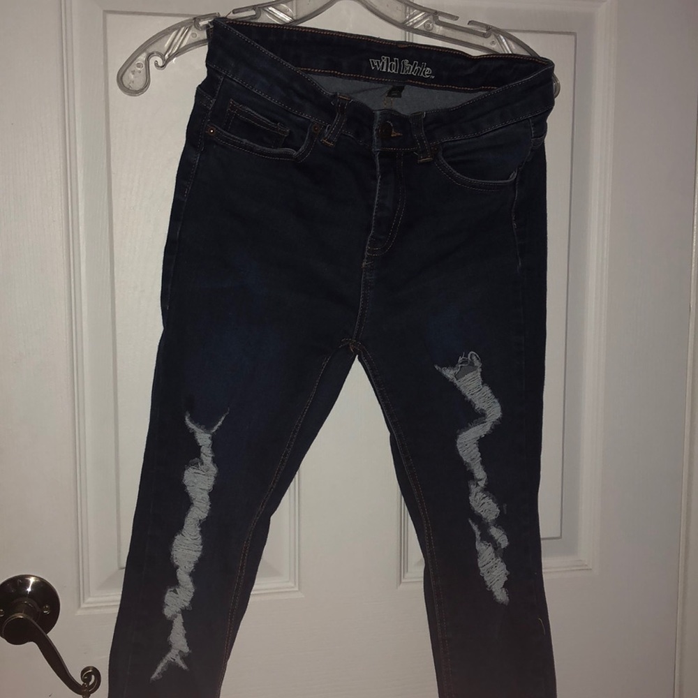 Cute high waisted skinny dark blue ripped jeans!